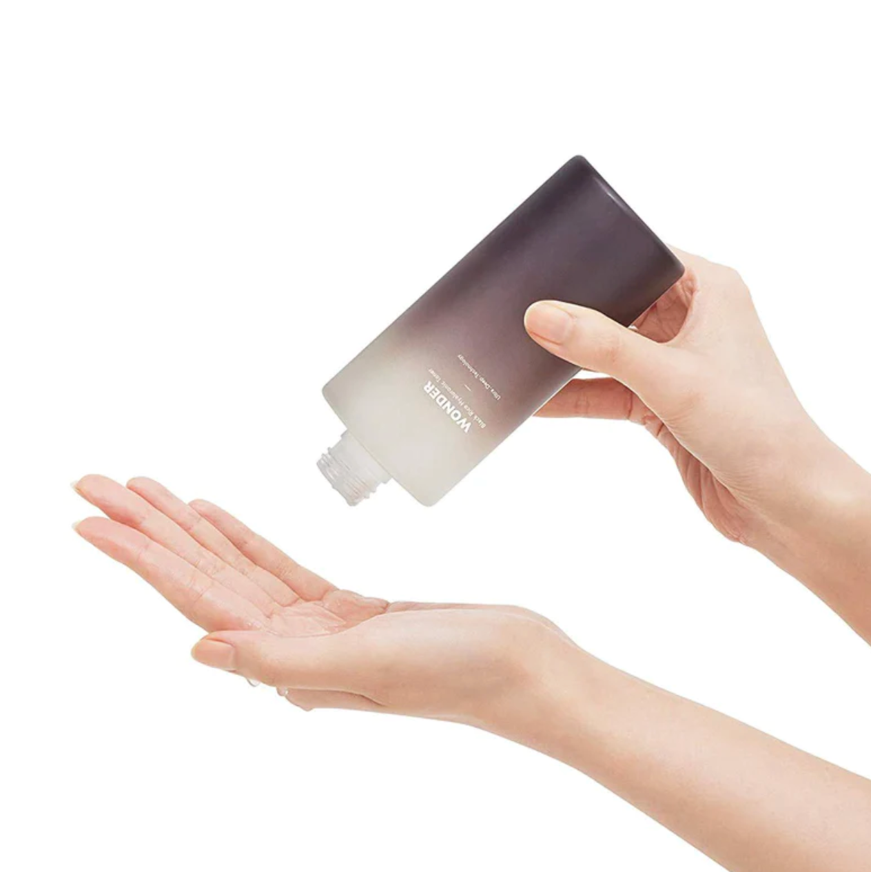 Haruharu Wonder Black Rice Hyaluronic Toner zorgt voor langdurig hydratatie van de huid en beschermt haar tegen vrije radicalen