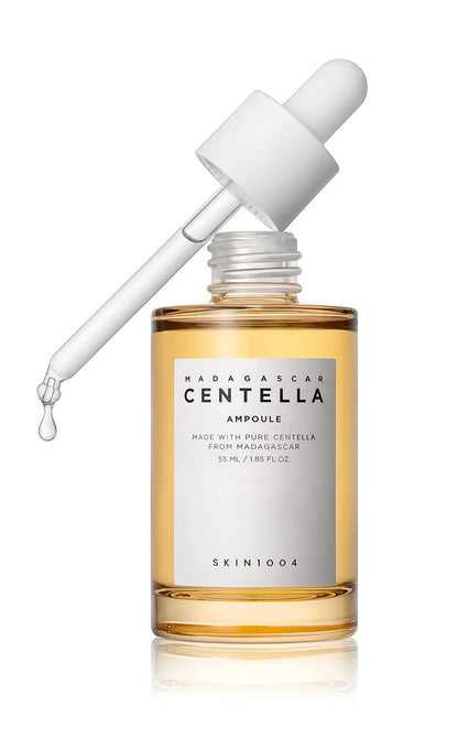 Skin1004 Madagascar Centella Ampoule bestaat uit 100% Centella Asiatica Extract om de huid te hydrateren en de huidbarrière te herstellen.