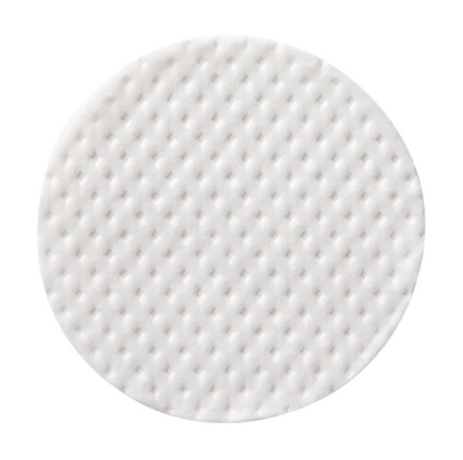 SKINFOOD Carrot Carotene Calming Water Pad biedt verzachtende verlichting met zijn ultra-comfortabele waterkussen vol met wortelextract en wortelzaadolie rijk aan Beta-Caroteen en anti-oxidanten om de huid te hydrateren terwijl het oververhitte of gevoelige huid kalmeert.