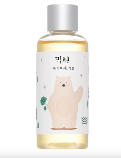 Mixsoon Soondy Centella Asiatica Essence kalmeert en verlicht de geïrriteerde huid van externe prikkels terwijl het de huidbarrière versterkt.