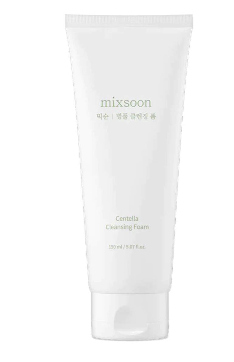 MIXSOON Centella Cleansing Foam, een milde maar effectieve reiniger die je huid kalmeert en voedt zonder haar te ontdoen van haar natuurlijke vochtbalans