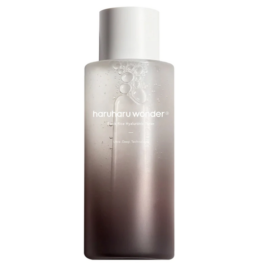 Haruharu Wonder Black Rice Hyaluronic Toner zorgt voor langdurig hydratatie van de huid en beschermt haar tegen vrije radicalen