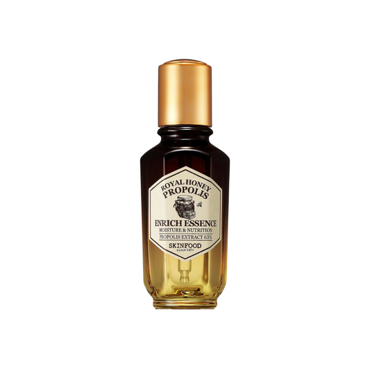 SKINFOOD Koninklijke Honing Propolis Enrich Essence 50ml is een voedende essence gemaakt met koninginnengelei- en Propolis-extracten om de elasticiteit en hydratatie van de huid te helpen verbeteren. 