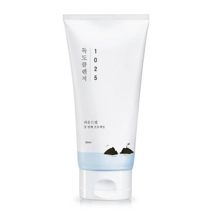 Round Lab 1025 Dokdo Cleanser is een milde schuimende reiniger die op milde wijze de huid ontdoet van overtollig talg, vuil en restjes make-up