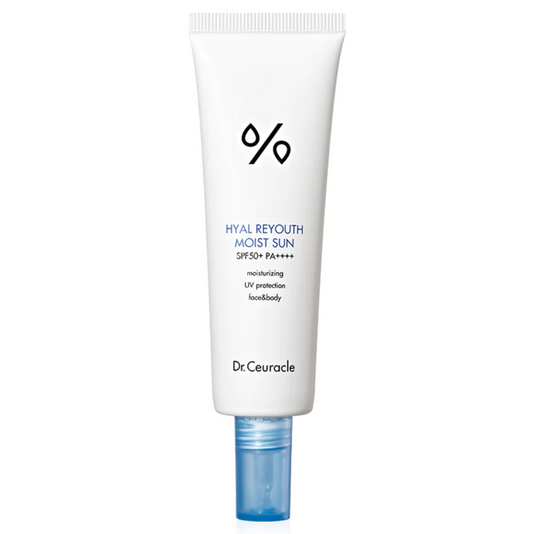 Dr. Ceuracle Hyal Reyouth Moist Sun  SPF 50 PA+++ is doordrenkt met maar liefst 10 soorten hyaluronzuur
