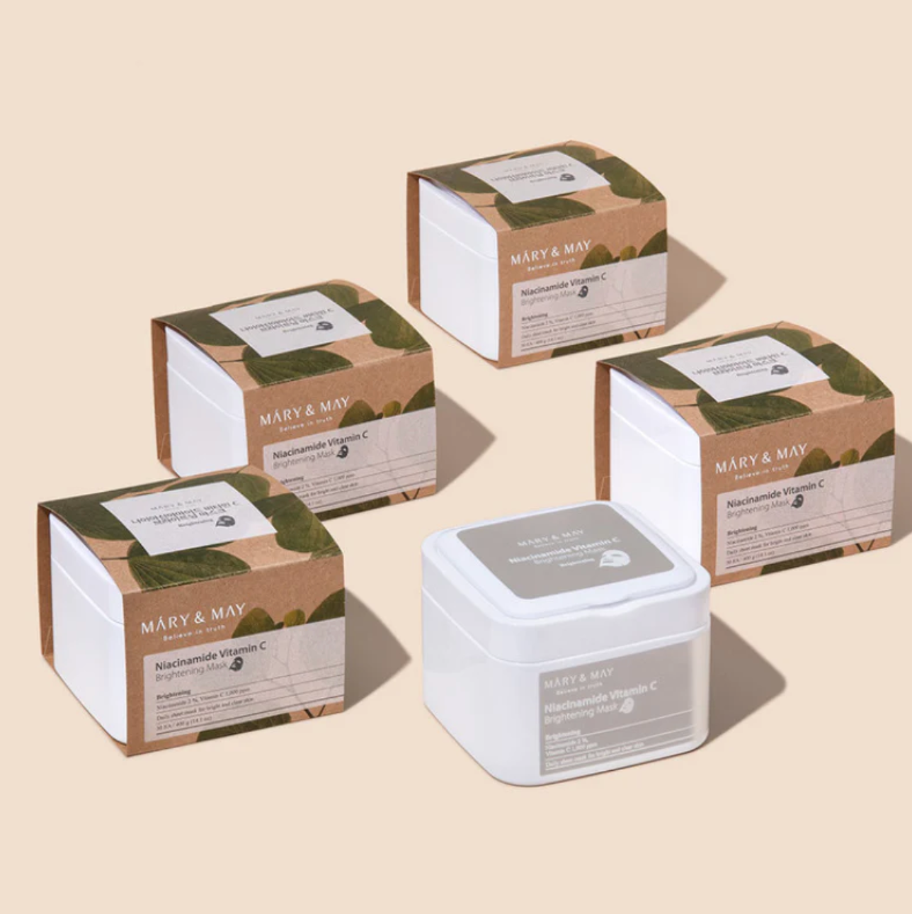 Mary & May Niacinamide Vitamin C Brightening Mask bevat, zoals de naam het al verklaart, Niacinamide en een gestabiliseerde variant van vitamine C