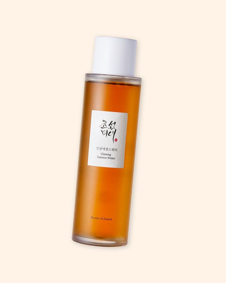 Beauty of Joseon Ginseng Essence Water is een intens voedende essence met 80% Ginseng wortelwater en is verrijkt met Traditionele Koreaanse kruidenmedicijnen